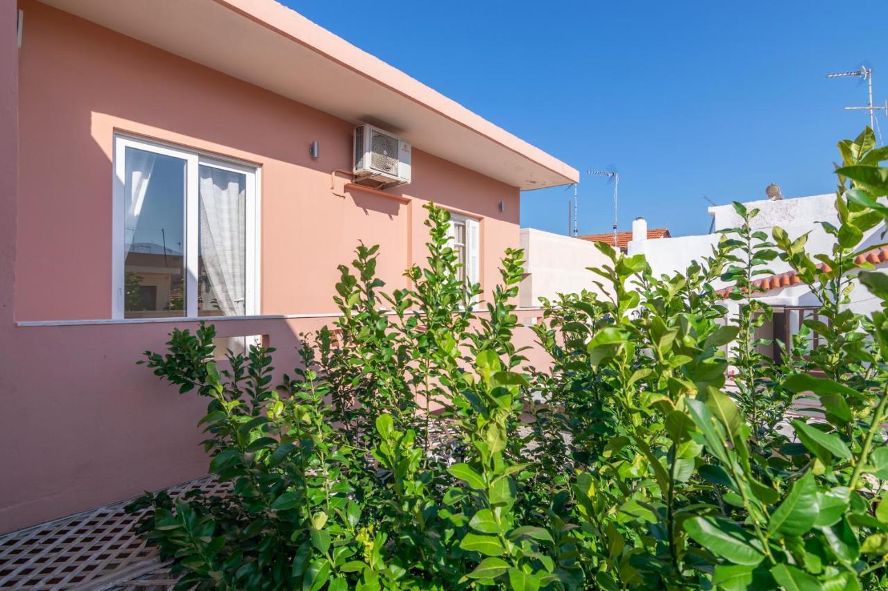 Lemon Tree Apartment ريثيمنو المظهر الخارجي الصورة